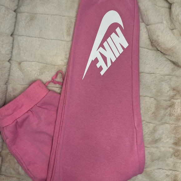 KIDS PINK ATHLETIC WEAR - Picture 14 of 16